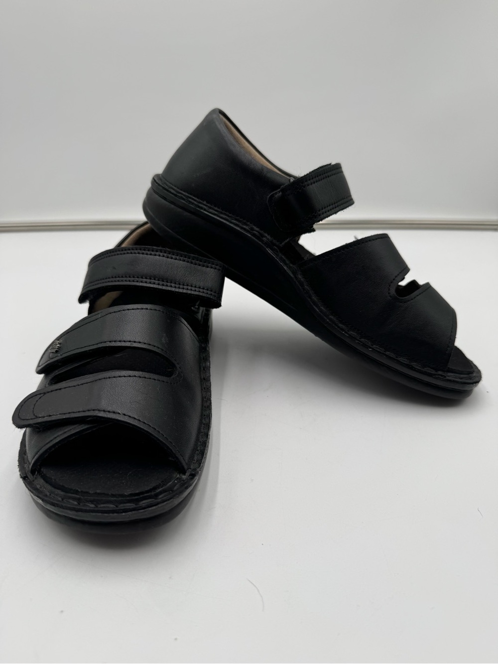 Finn by Waldi Germany Comfort Sandals Black Leather Womens Size 6.5 EU 37